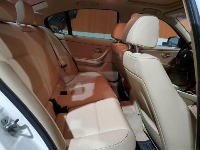 Photo 10 from auction – 2010 BMW 323 I with VIN WBAPG7C56AA794697