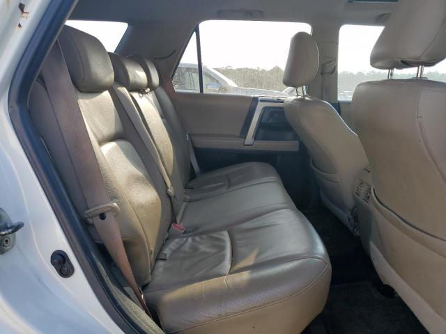 Photo 11 from auction – 2010 TOYOTA 4RUNNER SR with VIN JTEZU5JR4A5005935