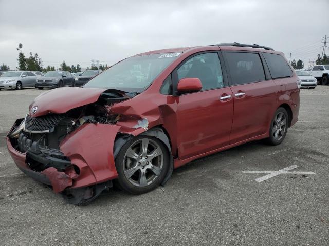 Photo 1 from auction – 2017 TOYOTA SIENNA SE with VIN 5TDXZ3DC0HS800154