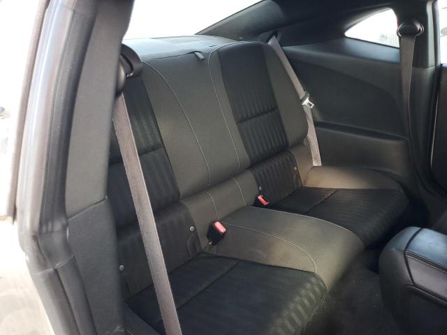 Photo 10 from auction – 2015 CHEVROLET CAMARO LS with VIN 2G1FB1E35F9210002