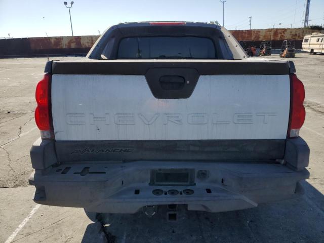 Photo 6 from auction – 2004 CHEVROLET AVALANCHE with VIN 3GNEC12T24G340057