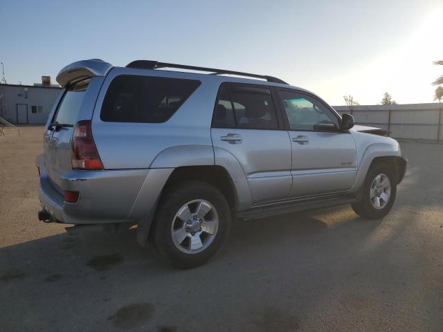 Photo 3 from auction – 2005 TOYOTA 4RUNNER SR with VIN JTEBT14R558026127