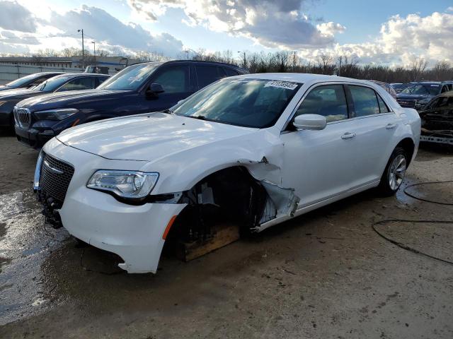 CHRYSLER 300 LIMITE 2015 with VIN 2C3CCAAG5FH853816 - Photo from auction