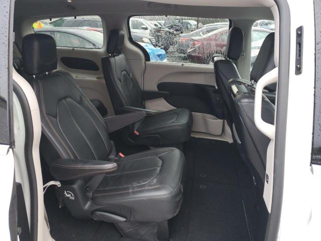Photo 11 from auction – 2017 CHRYSLER PACIFICA T with VIN 2C4RC1EG4HR516244