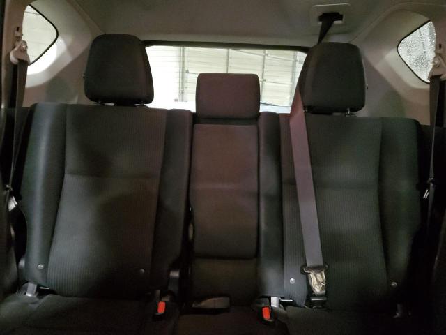 Photo 10 from auction – 2017 TOYOTA RAV4 LE with VIN JTMZFREV2HJ139096