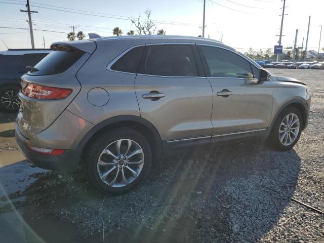 Photo 3 from auction – 2019 LINCOLN MKC SELECT with VIN 5LMCJ2C93KUL11975