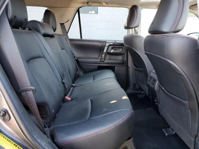 Photo 11 from auction – 2015 TOYOTA 4RUNNER SR with VIN JTEBU5JR2F5276095