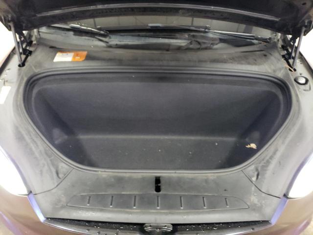 Photo 11 from auction – 2017 TESLA MODEL X with VIN 5YJXCDE2XHF075650