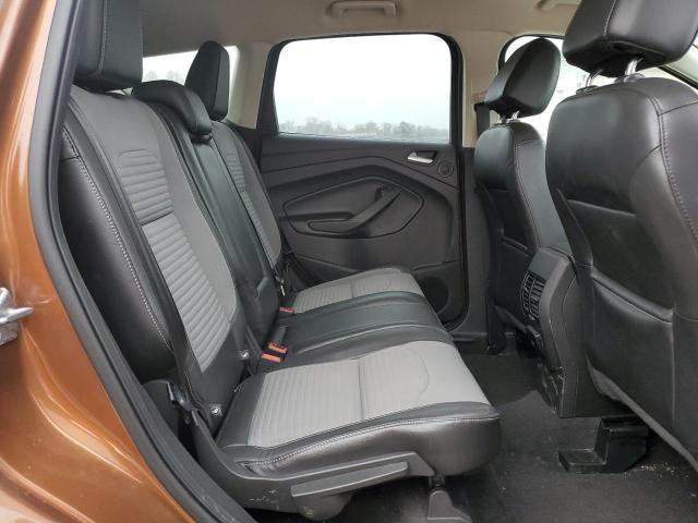 Photo 11 from auction – 2017 FORD ESCAPE SE with VIN 1FMCU9GD2HUC75352