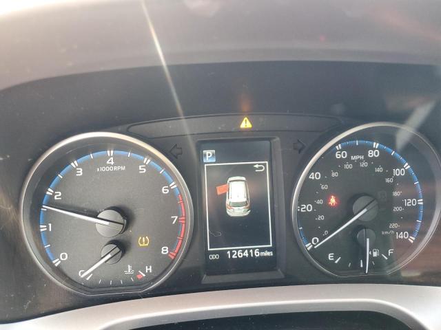 Photo 9 from auction – 2018 TOYOTA RAV4 LE with VIN JTMBFREV8JJ209613