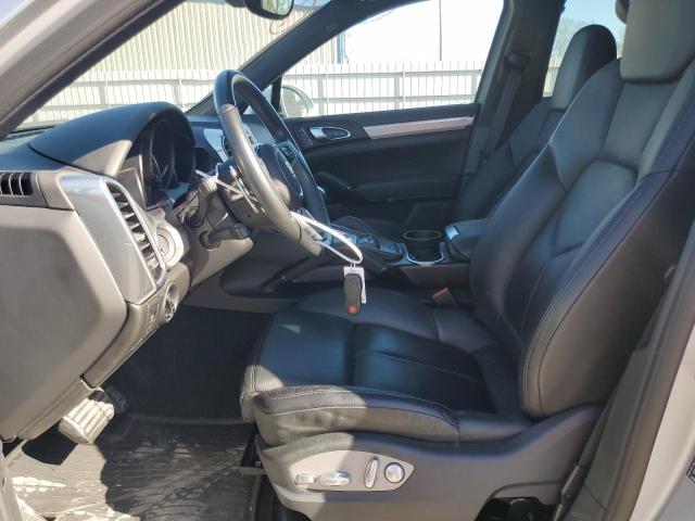 Снимка 7 от търг – 2016 PORSCHE CAYENNE с VIN WP1AA2A28GLA00736