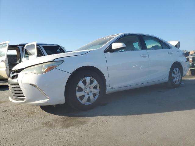 TOYOTA CAMRY LE 2015 with VIN 4T4BF1FK7FR476688 - Photo from auction