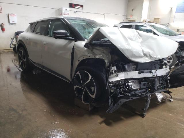 Photo 4 from auction – 2022 KIA EV6 LIGHT with VIN KNDC3DLC6N5028770