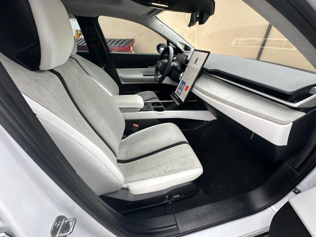Photo 5 from auction – 2023 FISKER INC. OCEAN OCEA with VIN VCF1ZBU20PG004861