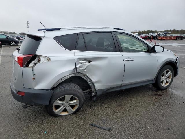 Photo 3 from auction – 2013 TOYOTA RAV4 XLE with VIN JTMRFREV6DD027474