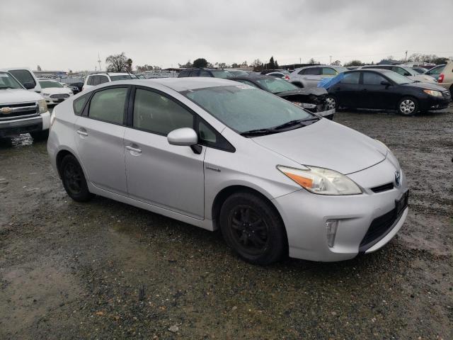 Photo 4 from auction – 2013 TOYOTA PRIUS with VIN JTDKN3DU3D0346459