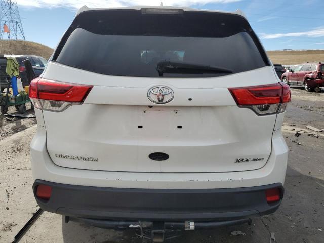 Photo 6 from auction – 2018 TOYOTA HIGHLANDER with VIN 5TDJZRFH7JS554940