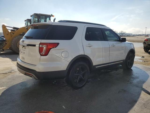 Photo 3 from auction – 2017 FORD EXPLORER X with VIN 1FM5K7D83HGD49693