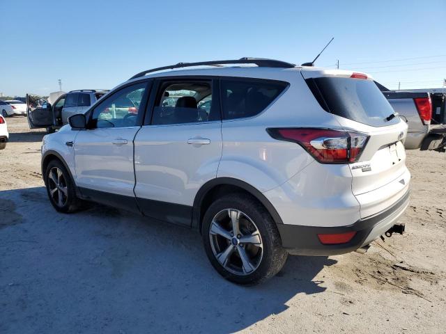 Photo 2 from auction – 2017 FORD ESCAPE SE with VIN 1FMCU0G9XHUB26503