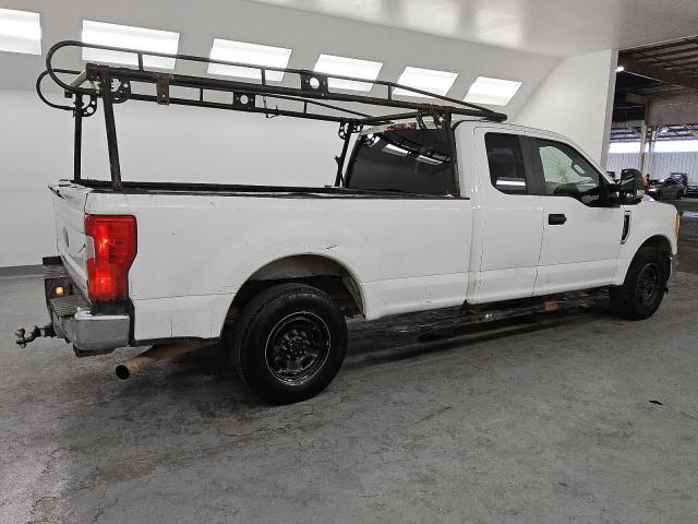 Photo 3 from auction – 2017 FORD F250 SUPER with VIN 1FT7X2A67HEF01622