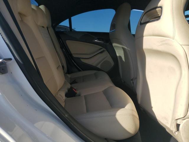 Photo 10 from auction – 2018 MERCEDES-BENZ CLA 250 with VIN WDDSJ4EB6JN692928