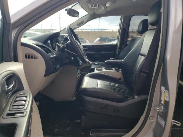 Photo 7 from auction – 2016 CHRYSLER TOWN & COU with VIN 2C4RC1BG3GR299093