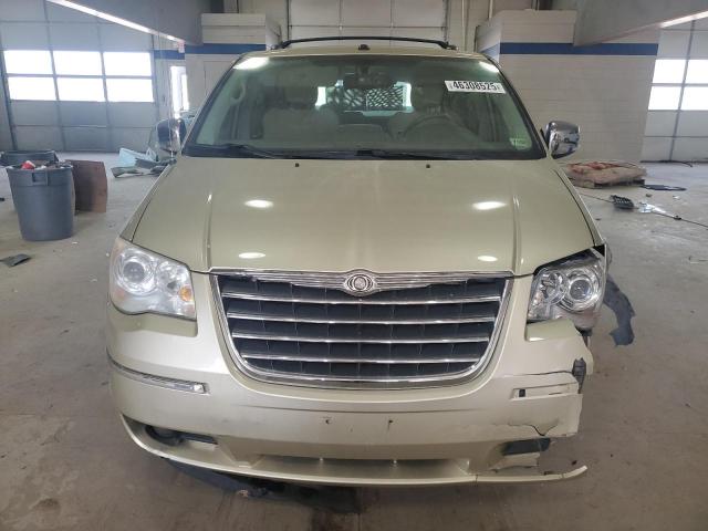 Photo 5 from auction – 2010 CHRYSLER TOWN & COU with VIN 2A4RR6DX4AR149603