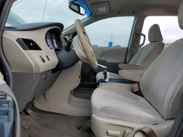 Photo 7 from auction – 2012 TOYOTA SIENNA LE with VIN 5TDKK3DC4CS243465