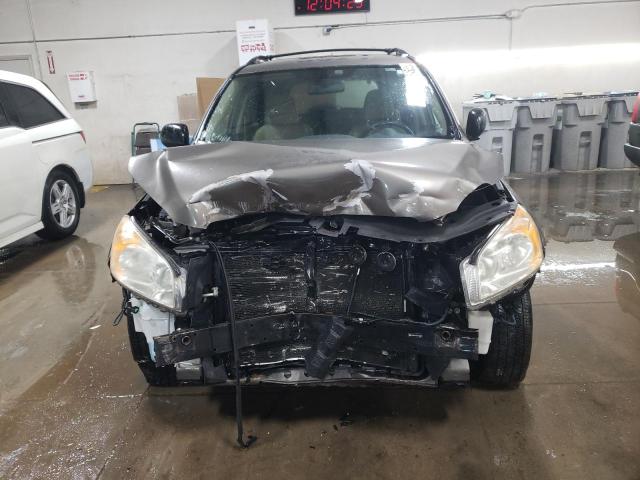 Photo 5 from auction – 2011 TOYOTA RAV4 with VIN JTMBK4DV0B5102341