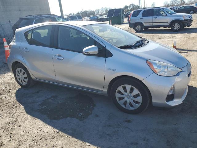 Photo 4 from auction – 2013 TOYOTA PRIUS C with VIN JTDKDTB32D1051960