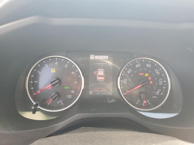 Photo 9 from auction – 2020 TOYOTA RAV4 XLE with VIN JTMW1RFV2LD521992