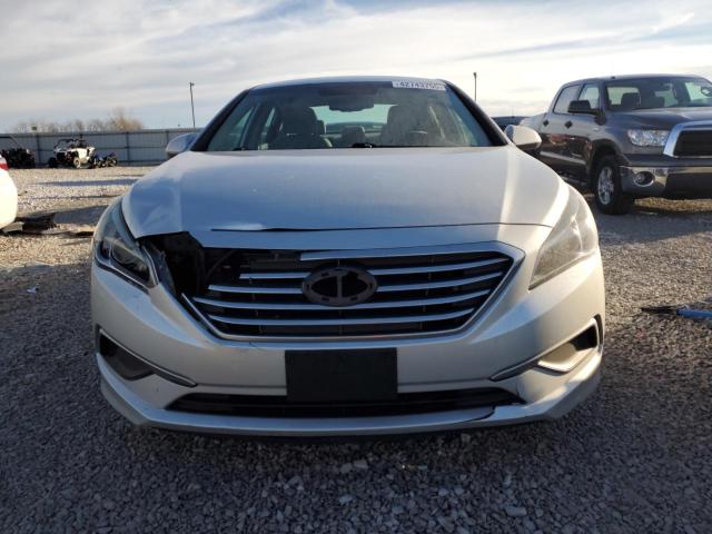 Photo 5 from auction – 2016 HYUNDAI SONATA SE with VIN 5NPE24AF1GH343973