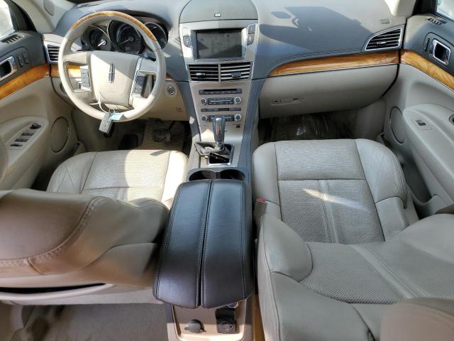 Photo 8 from auction – 2012 LINCOLN MKT with VIN 2LMHJ5AT4CBL53611