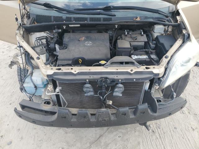 Photo 12 from auction – 2012 TOYOTA SIENNA XLE with VIN 5TDYK3DC3CS256508