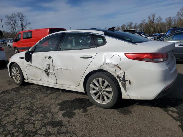 Photo 2 from auction – 2017 KIA OPTIMA EX with VIN 5XXGU4L33HG160111
