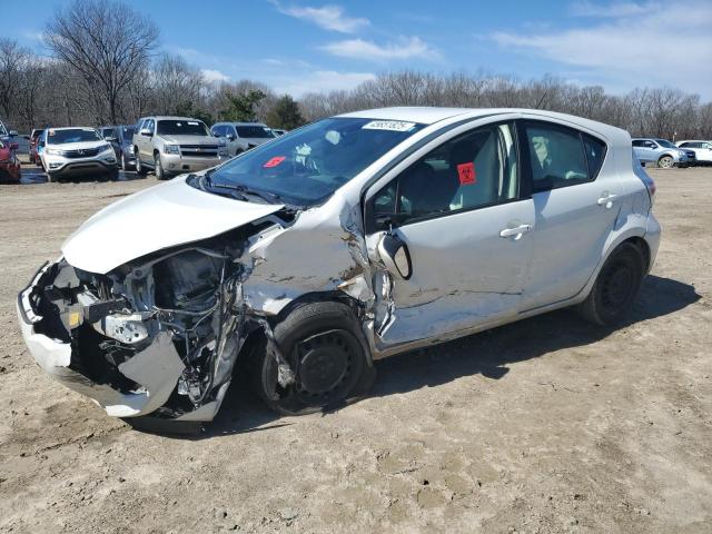 TOYOTA PRIUS C 2014 with VIN JTDKDTB33E1081180 - Photo from auction