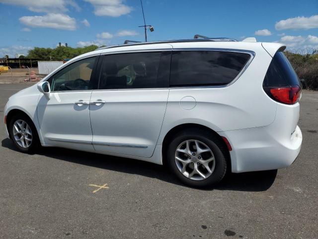 Photo 2 from auction – 2017 CHRYSLER PACIFICA T with VIN 2C4RC1EG3HR643941