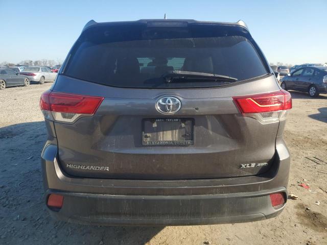 Снимка 6 от търг – 2017 TOYOTA HIGHLANDER с VIN 5TDJZRFH6HS474927
