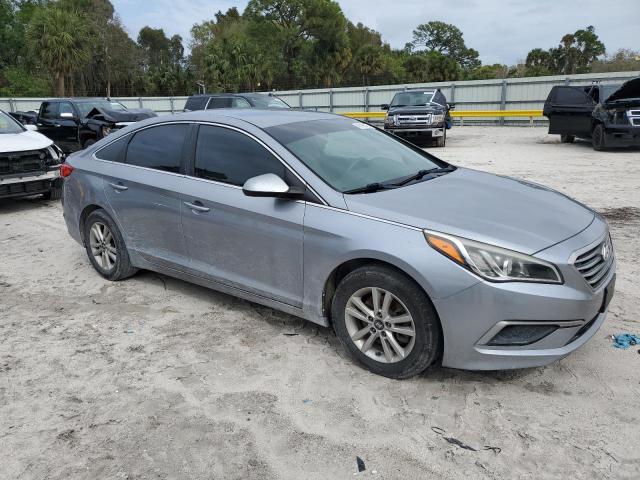 Photo 4 from auction – 2017 HYUNDAI SONATA SE with VIN 5NPE24AF9HH563458