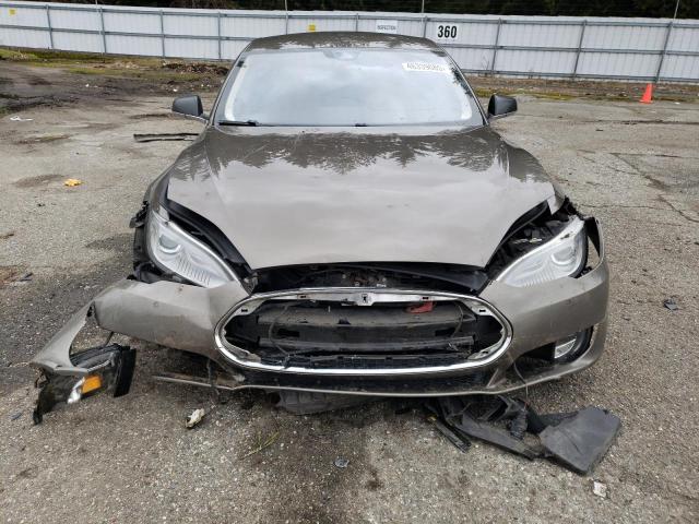 Снимка 5 от търг – 2015 TESLA MODEL S с VIN 5YJSA1E20FF106397