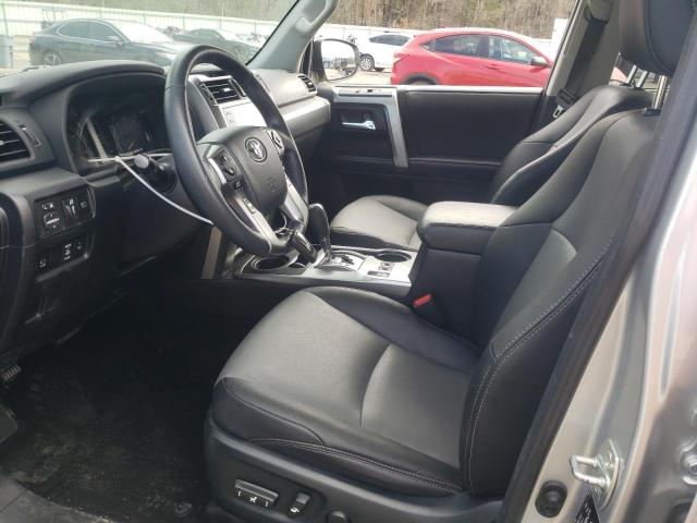 Photo 7 from auction – 2022 TOYOTA 4RUNNER SR with VIN JTEFU5JR7N5271779