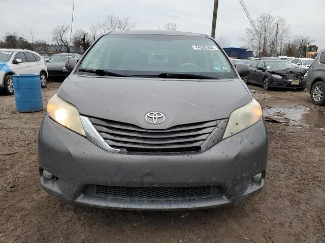 Photo 5 from auction – 2013 TOYOTA SIENNA XLE with VIN 5TDYK3DC0DS281092