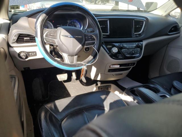 Photo 8 from auction – 2017 CHRYSLER PACIFICA T with VIN 2C4RC1EG3HR652672