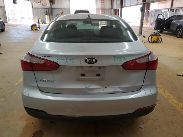 Photo 6 from auction – 2016 KIA FORTE LX with VIN KNAFX4A62G5540282