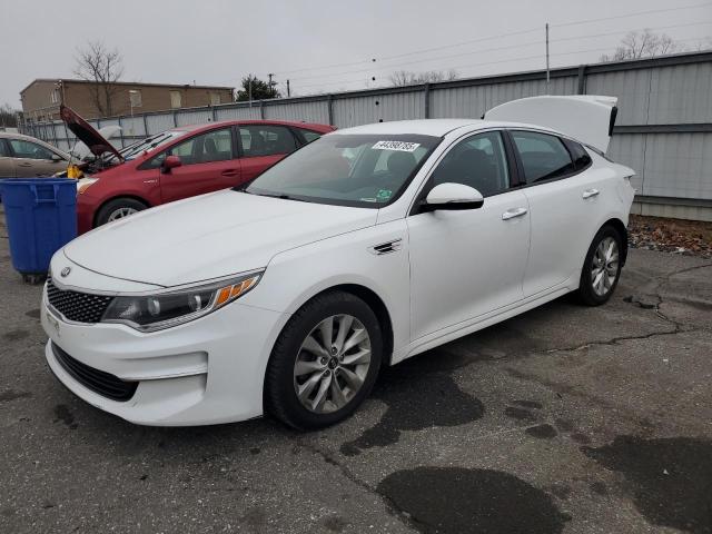 KIA OPTIMA EX 2016 with VIN 5XXGU4L30GG107025 - Photo from auction