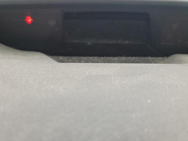 Photo 9 from auction – 2004 TOYOTA PRIUS with VIN JTDKB20U840111046