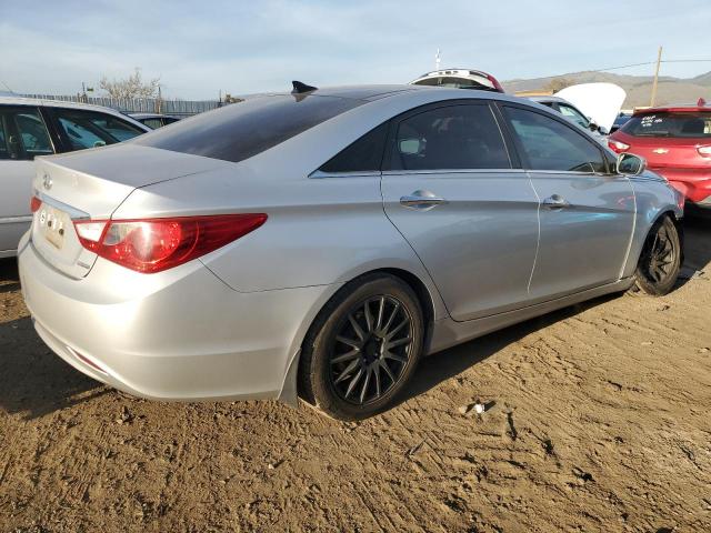 Photo 3 from auction – 2012 HYUNDAI SONATA SE with VIN 5NPEC4AC6CH503312