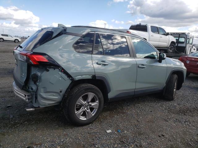 Photo 3 from auction – 2022 TOYOTA RAV4 XLE with VIN 2T3P1RFVXNW259942
