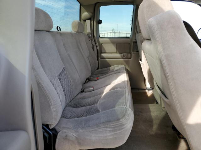 Photo 10 from auction – 2004 CHEVROLET SILVERADO with VIN 2GCEC19V241179511