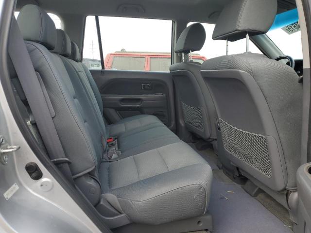 Photo 11 from auction – 2006 HONDA PILOT LX with VIN 5FNYF18186B011892